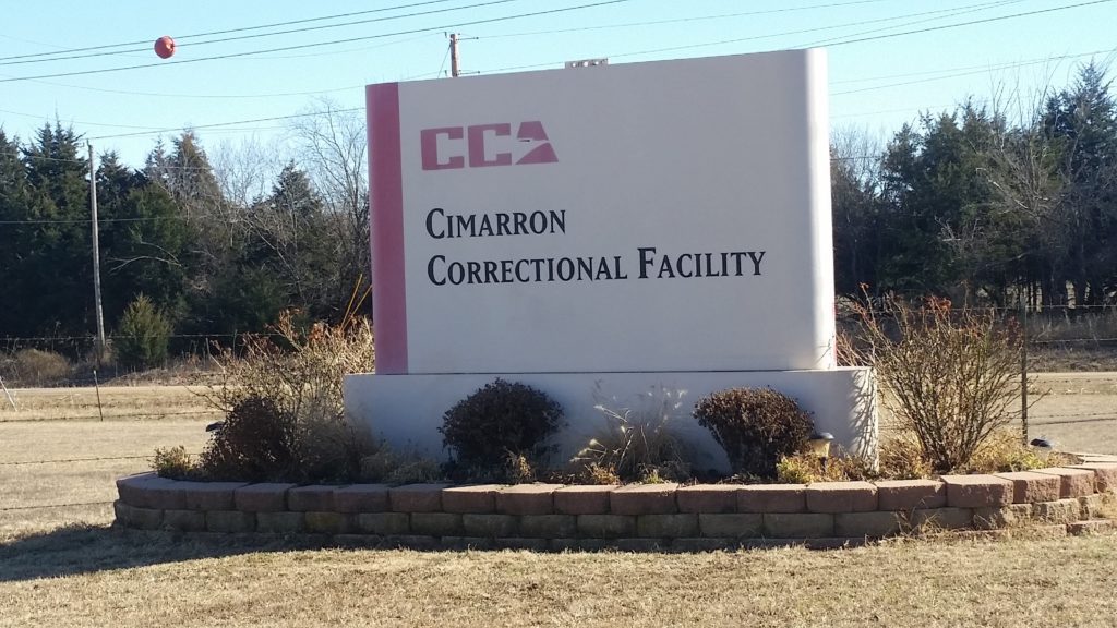 Team of insiders tasked by state to investigate deadly private prison