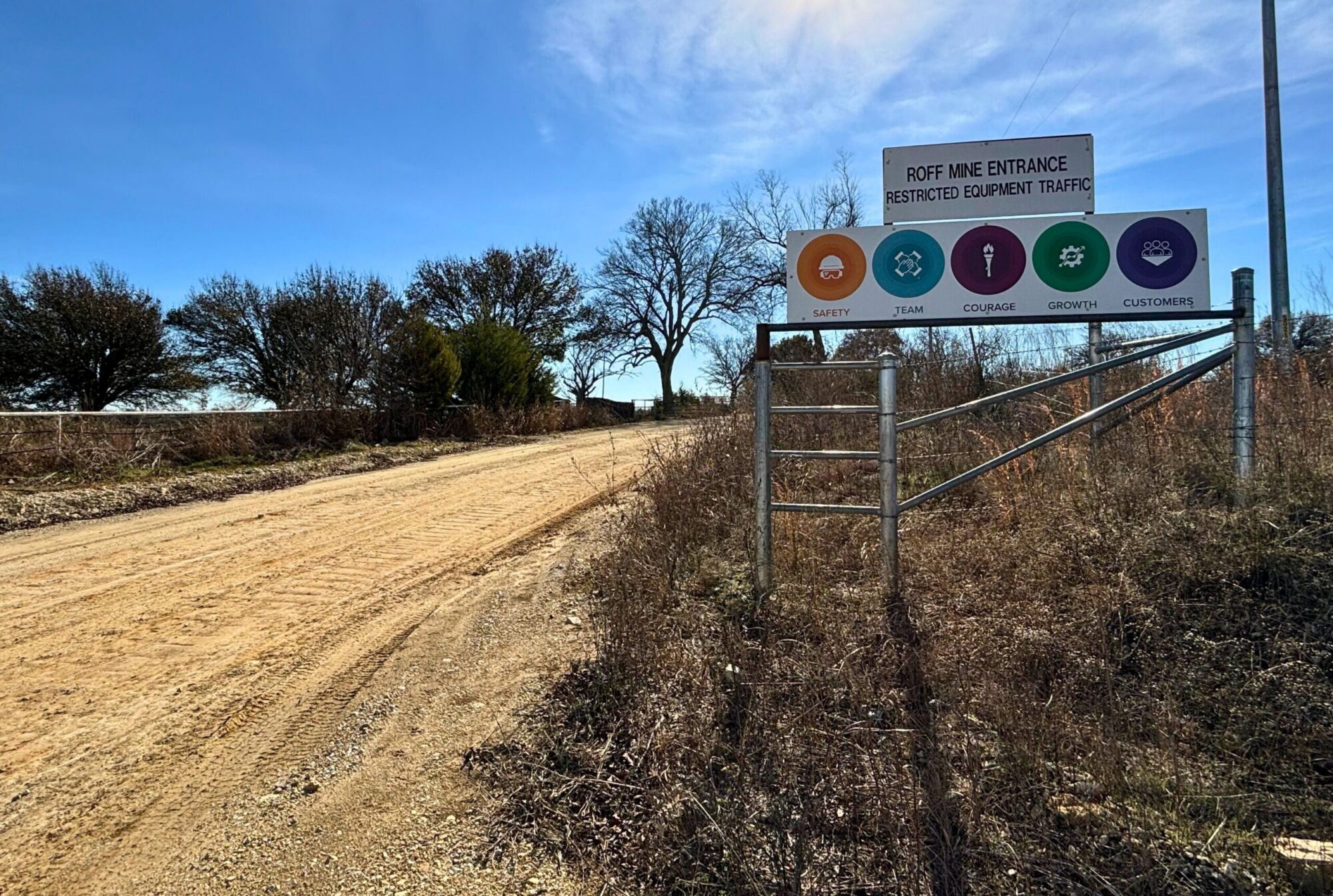 Oklahoma regulator recommends a disputed mine expansion over the Arbuckle-Simpson Aquifer